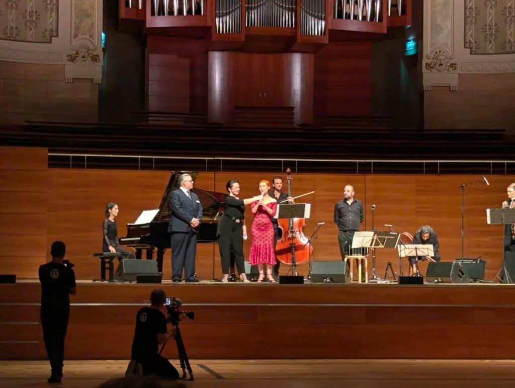 Instagram post from la.royal.tango. This post is in position 10.