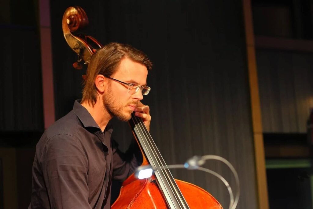 Instagram post from la.royal.tango. This post is in position 3.