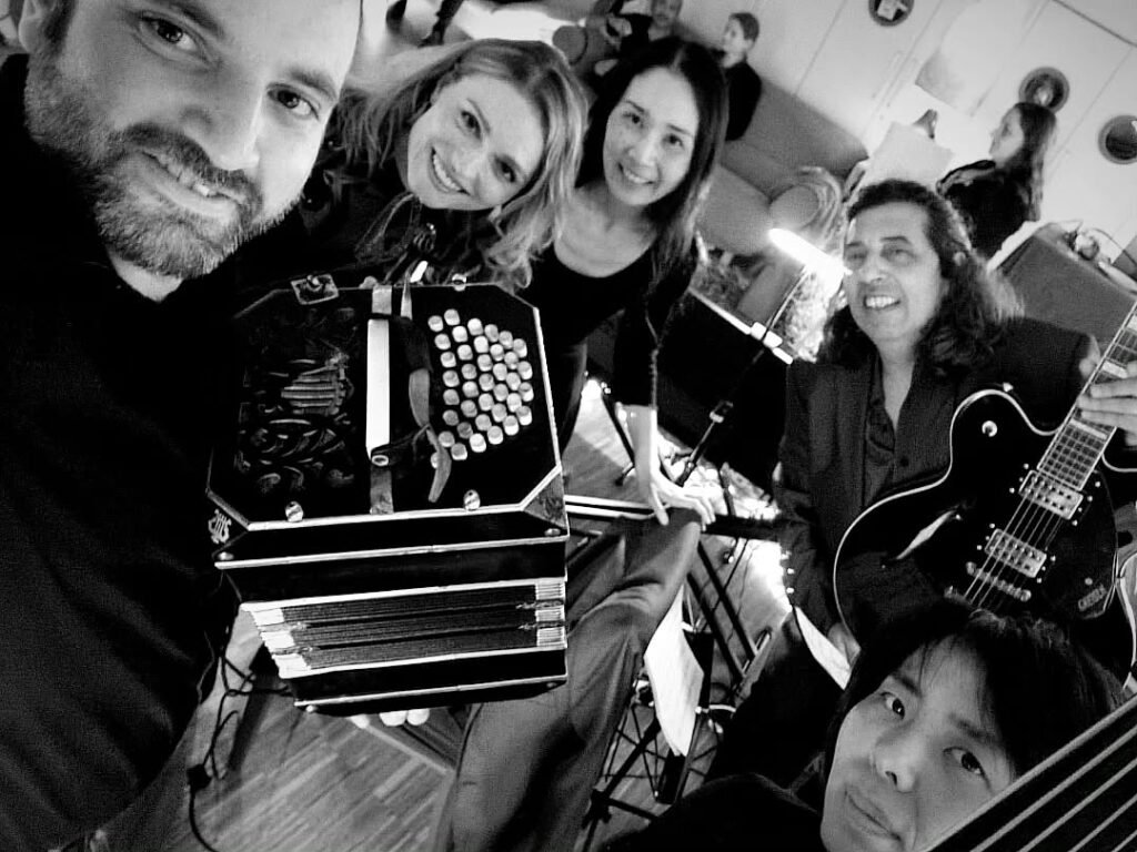 Instagram post from la.royal.tango. This post is in position 10.