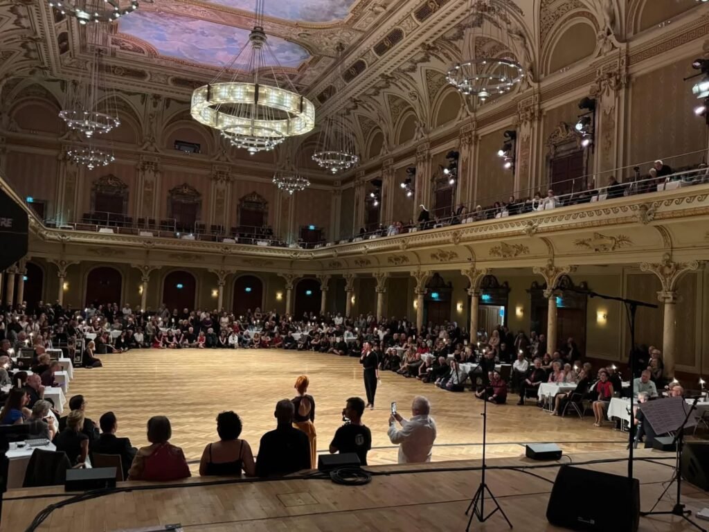 Instagram post from la.royal.tango. This post is in position 5.