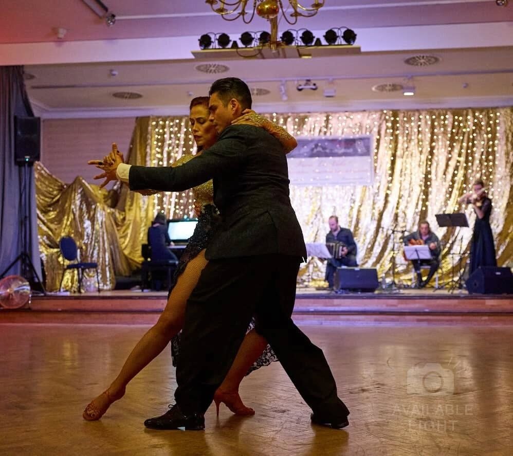 Instagram post from la.royal.tango. This post is in position 3.